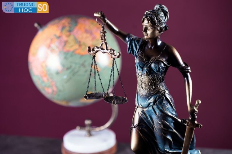Ngành Luật quốc tế - 7380108