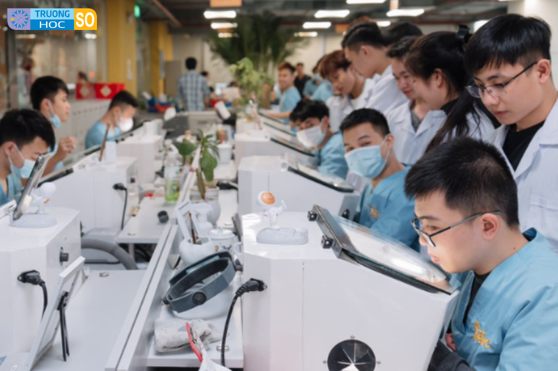 KTV PHỤC HÌNH RĂNG - NGƯỜI ĐỨNG SAU NHỮNG NỤ CƯỜI HOÀN HẢO